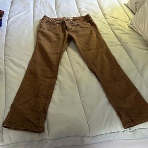 Mountain khaki pants. Size 8R, worn handful of times. In great condition